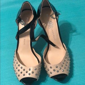 Rock Republic 5 in Studded Open Toe Heels